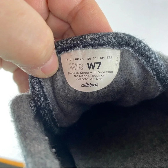 Allbirds Womens 7 Dark Gray Merino Wool Runner Lace Up Athletic Casual Shoes - Picture 6 of 6